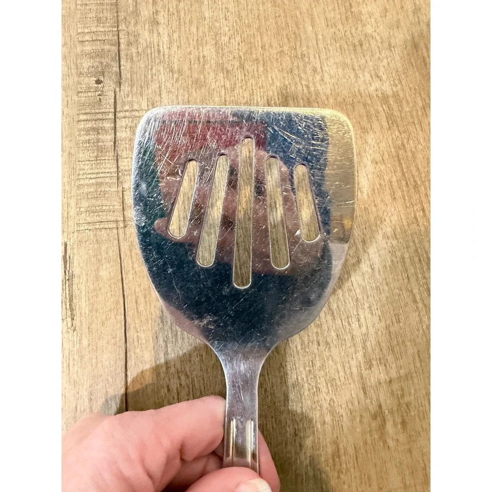 Oneida 18/8 Stainless Steel Slotted Server Spatula Fan Cutout Kitchen Tool